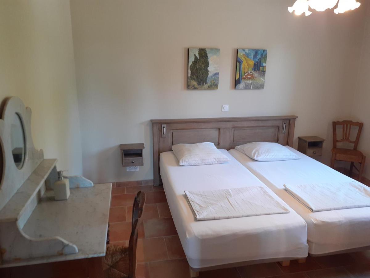 Location Vacances Gillardin Maussane-les-Alpilles Esterno foto